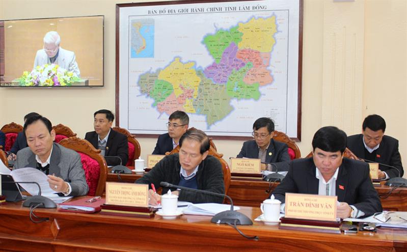 Các đại biểu tham dự trực tuyến toàn quốc về công tác bầu cử tại điểm cầu Lâm Đồng