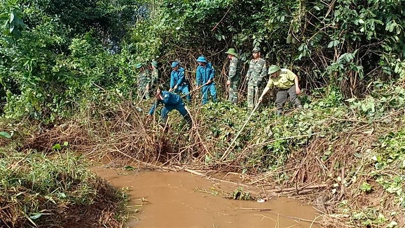 LLVT huyện làm công tác dân vận chung sức xây dựng nông thôn mới