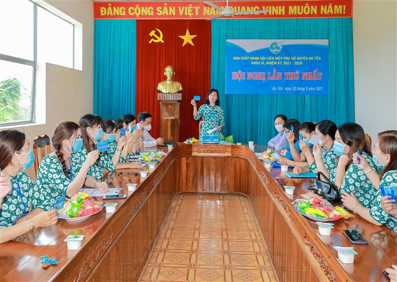 Hội nghị lần thứ Nhất Ban Chấp hành Hội LHPN huyện Đạ Tẻh khóa IX nhiệm kỳ 2021-2026
