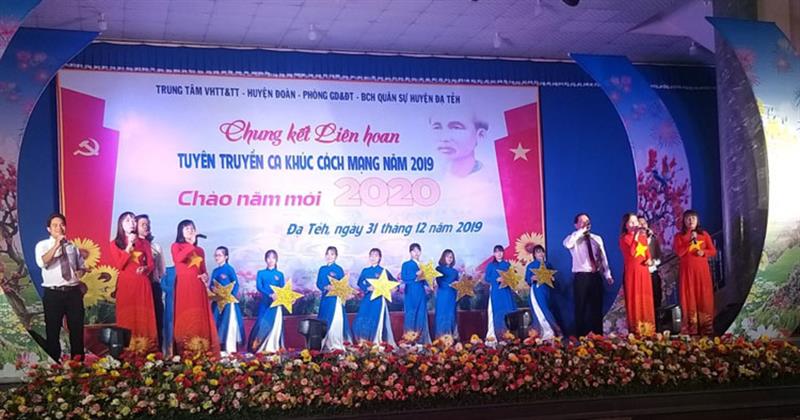 Liên hoan tuyên truyền các ca khúc cách mạng và chào đón năm mới 2020