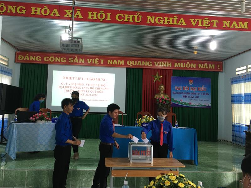 Đoàn trường THPT Lê Qúy Đôn tổ chức thành công Đại hội Đại biểu Đoàn TNCS Hồ Chí Minh, nhiệm kỳ 2021- 2022