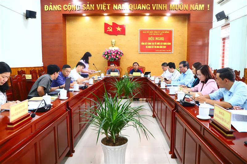 Toàn cảnh Hội nghị