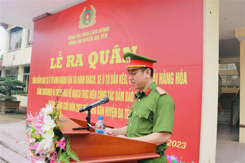 Đồng chí Trung tá Nguyễn Đức Thuận – Phó Trưởng Công an huyện 